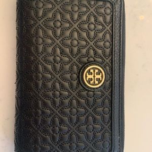 Tory Burch Black Leather Zip Top Card Case Wristlet